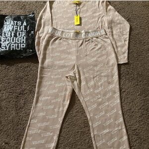 That’s A Awful Lot Of Cough Syrup Thermal Set